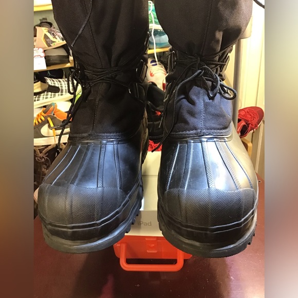 Cabella’s Mens’ insulated snow boots. Don't wait, get ready for the winter - Picture 4 of 16